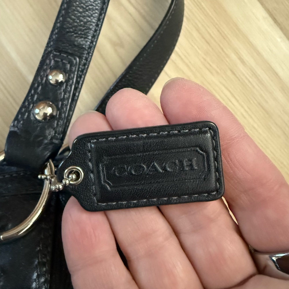 Coach Penelope F19264 tote/shoulder bag - black pebbled leather EUC - Picture 5 of 8